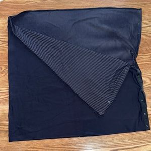 Lululemon vinyasa snap scarf